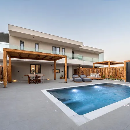 Mousonas Luxury Living * Kámpos