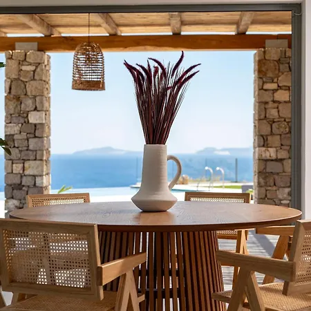 Mousonas Luxury Living