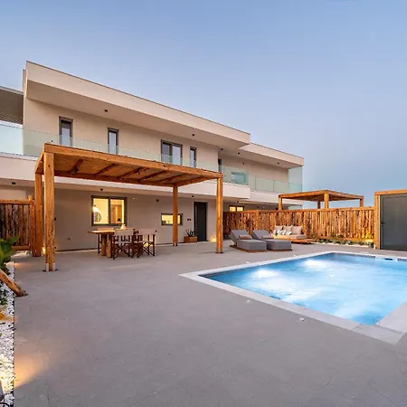 Mousonas Luxury Living