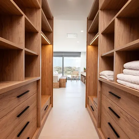 Mousonas Luxury Living