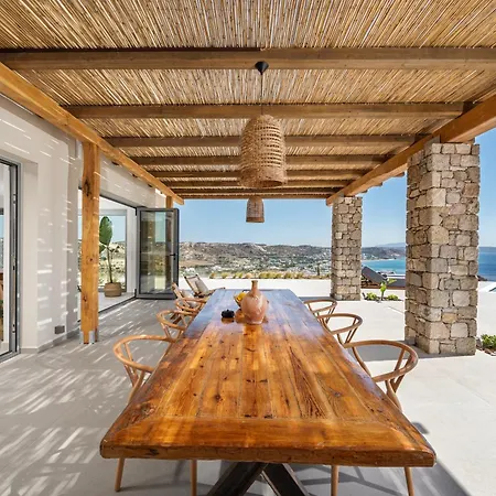 Mousonas Luxury Living