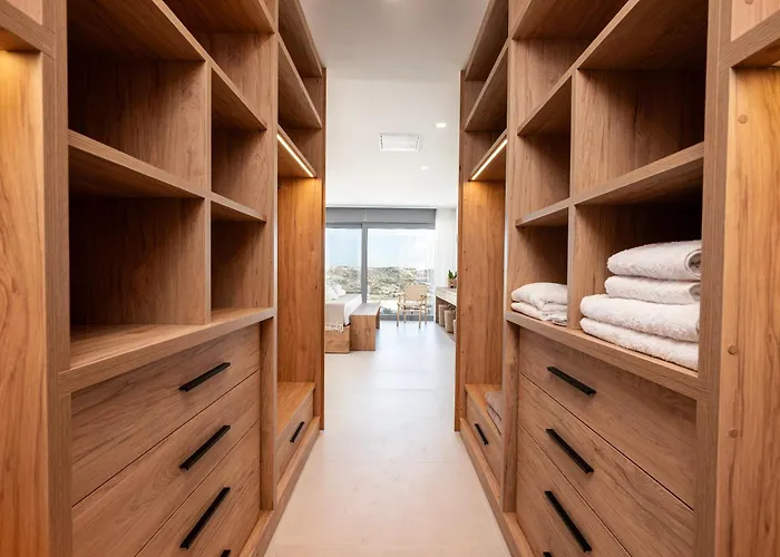 Mousonas Luxury Living