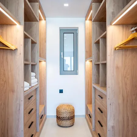 Mousonas Luxury Living Apartment